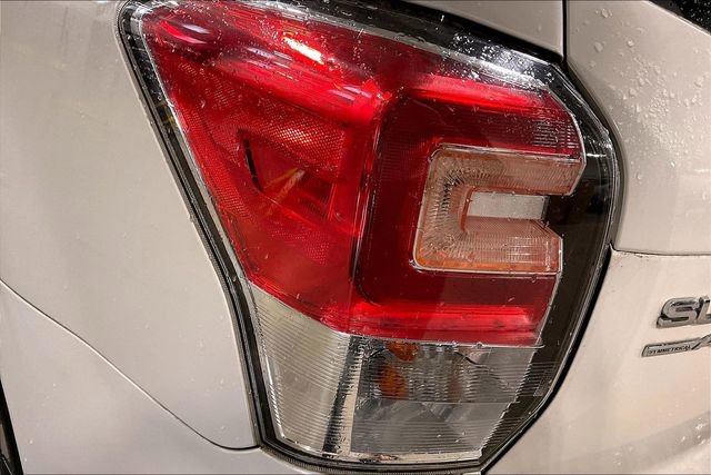 Used 2018 Subaru Forester 2.5i Limited AWD/4WD image 29