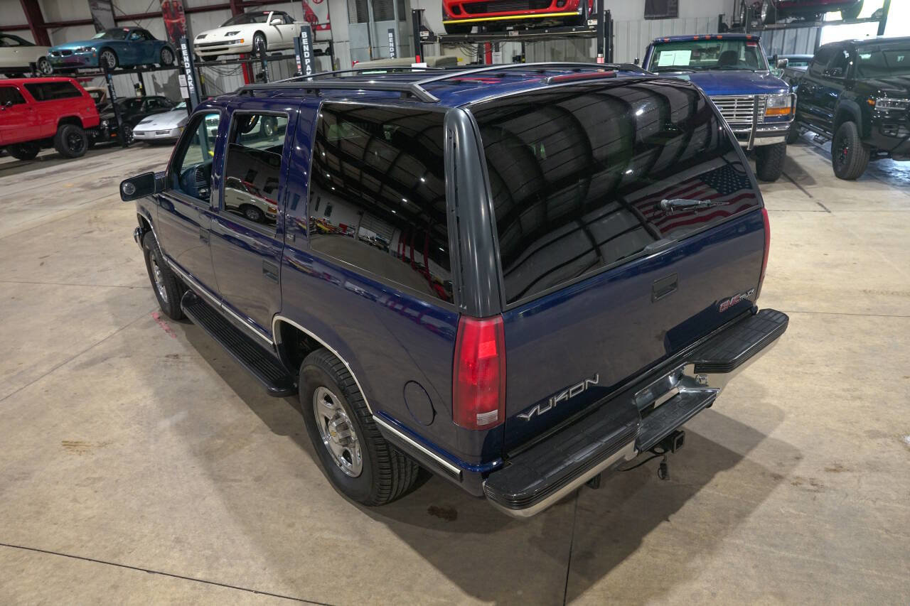 Used 1997 GMC Yukon 4WD 4-Door w/ Marketing Opt Pkg 5 image 16