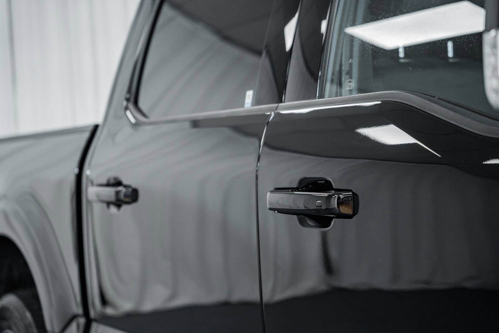 Certified 2023 Ford F150 Lariat w/ Equipment Group 502A High image 21