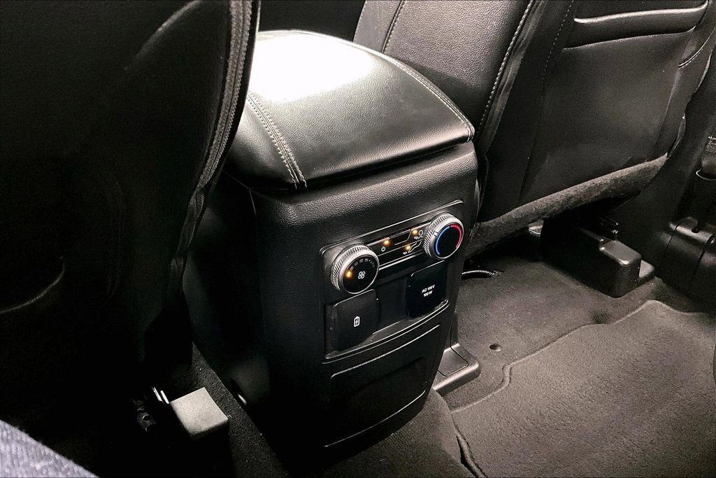 Used 2022 Ford Explorer Limited w/ Equipment Group 301A image 34