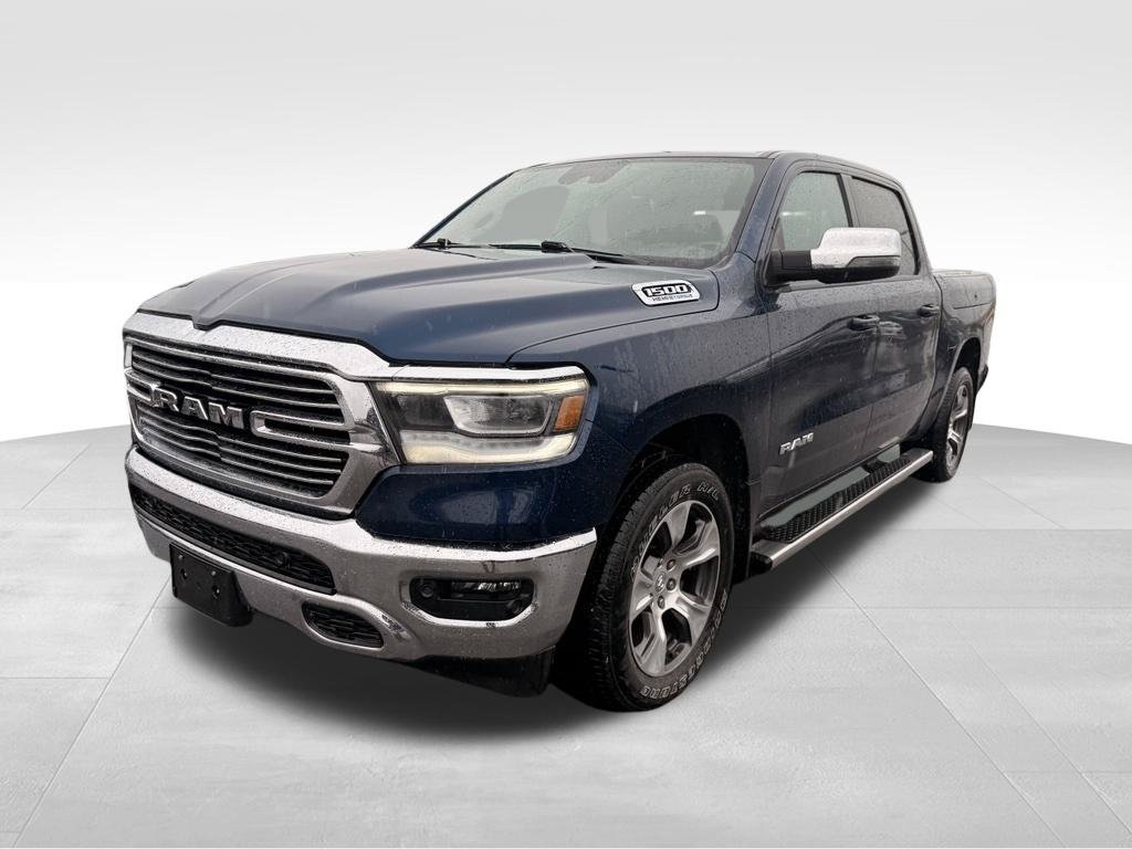Used 2023 RAM 1500 Laramie AWD/4WD image 3