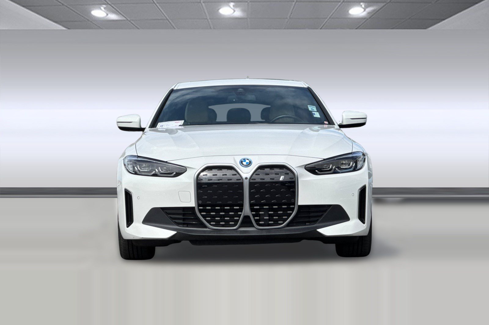 Certified 2023 BMW i4 eDrive40 w/ Premium Package RWD image 5