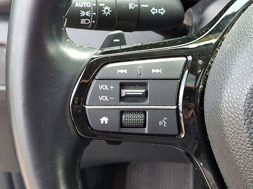 Used 2023 Honda Pilot Touring image 21