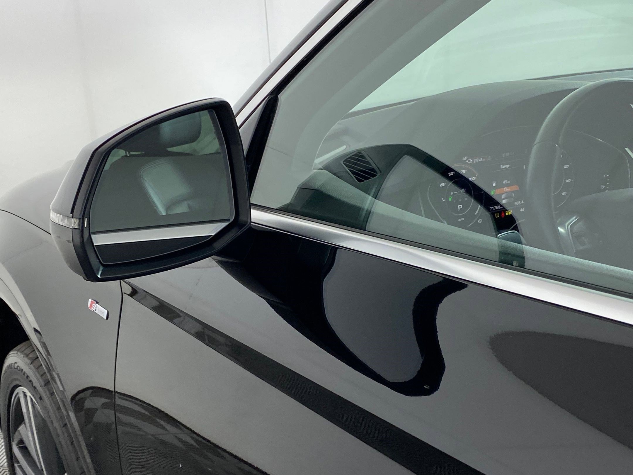 Used 2020 Audi Q5 e Prestige image 23