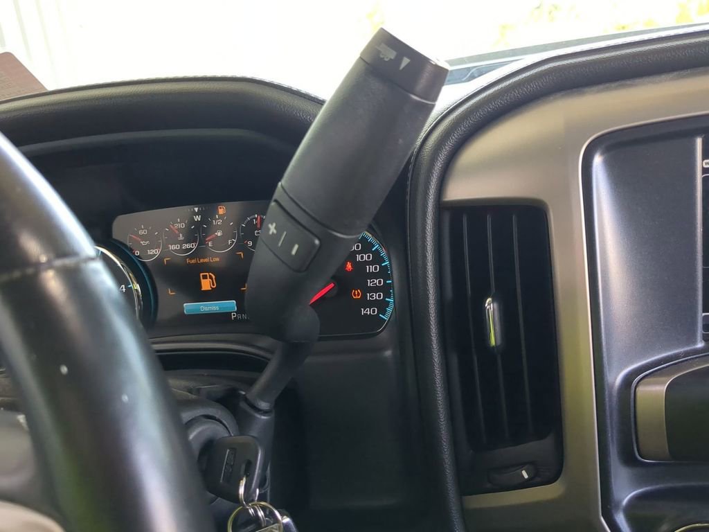 Used 2017 GMC Sierra 2500 Denali w/ Duramax Plus Package image 9