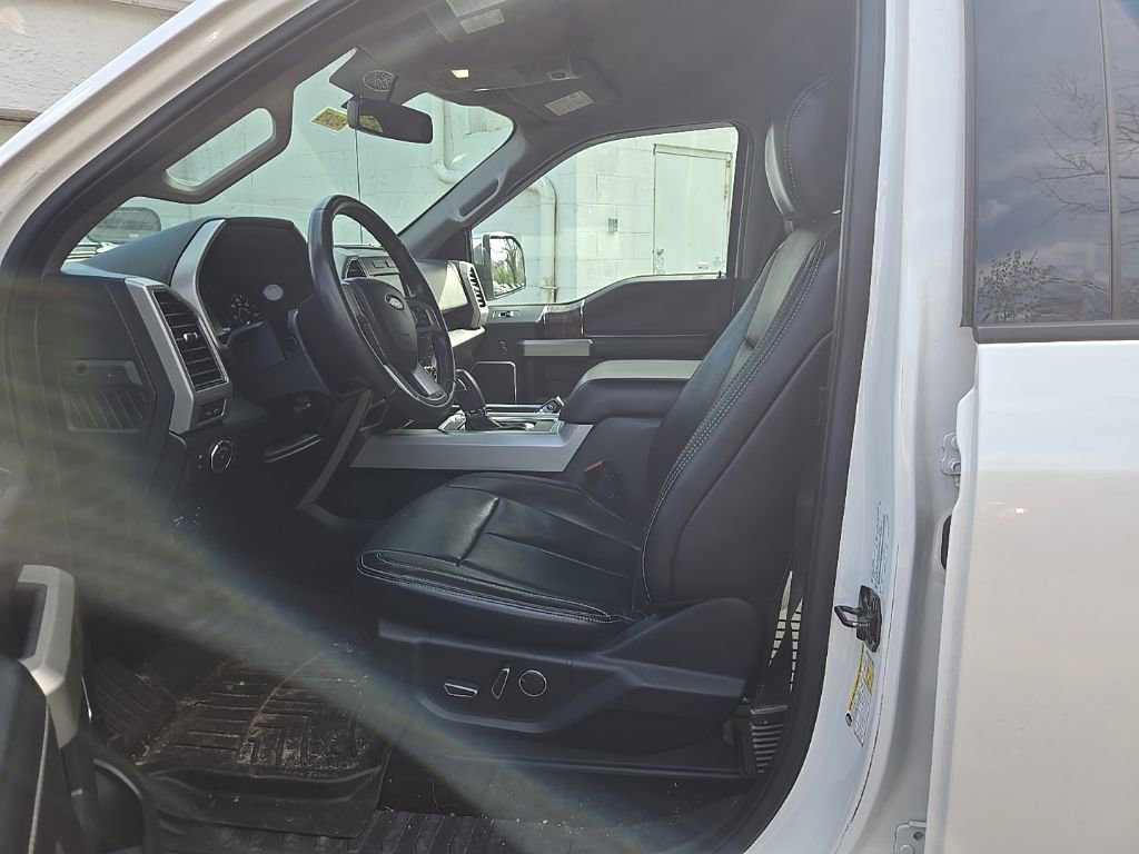 Used 2018 Ford F150 Lariat image 13
