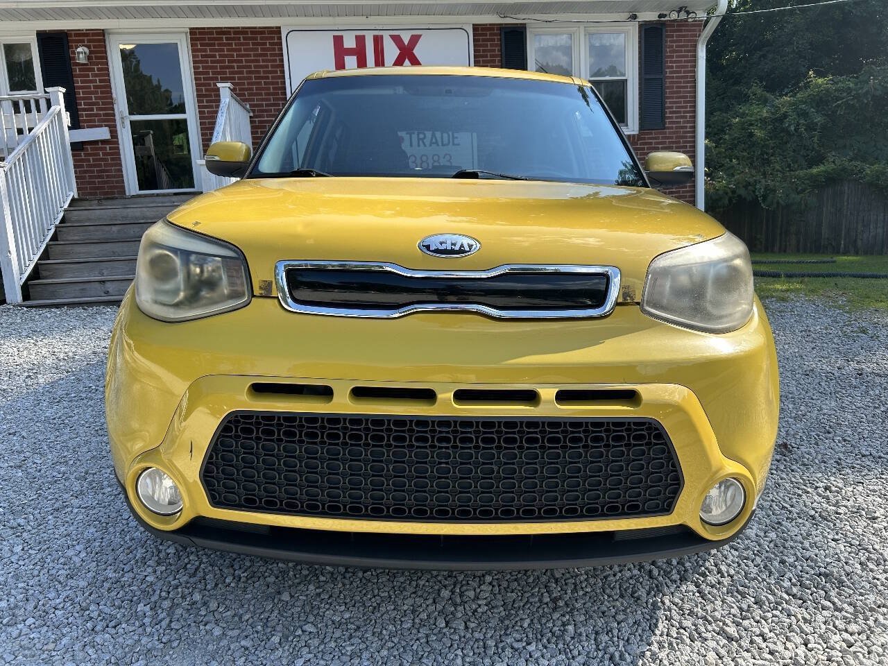 Used 2014 Kia Soul ! FWD image 8