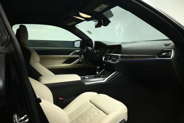 Used 2022 BMW M4 Coupe RWD image 33