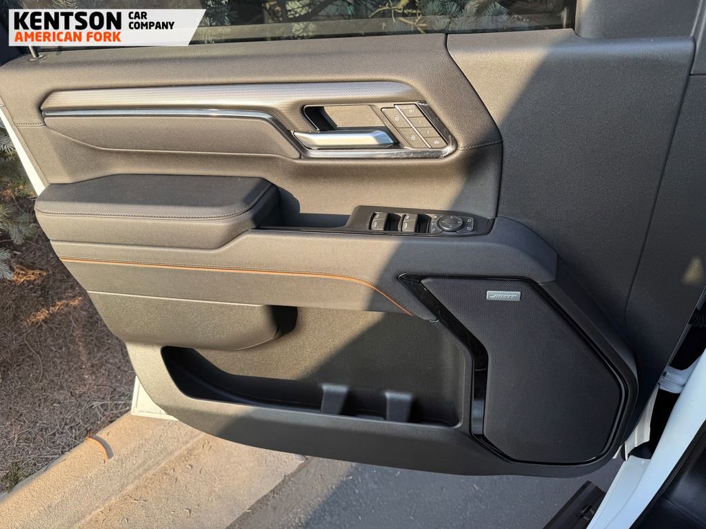 Used 2025 GMC Sierra 2500 AT4 w/ AT4 Premium Plus Package image 21