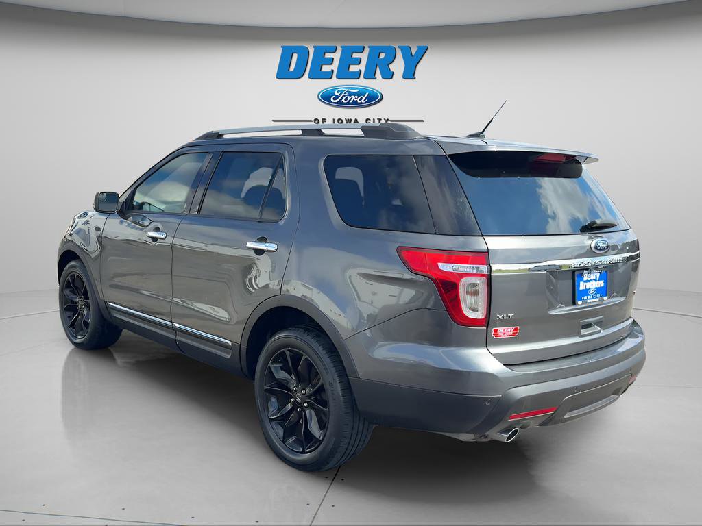 Used 2015 Ford Explorer XLT w/ Equipment Group 201A image 3