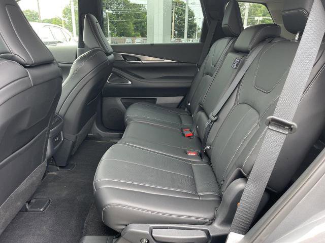 Certified 2025 INFINITI QX60 Luxe image 24