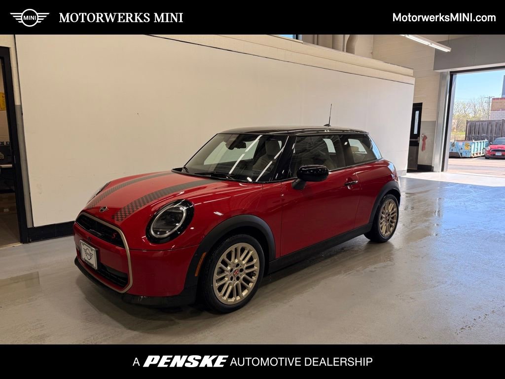 Used 2025 MINI Cooper S FWD image 1