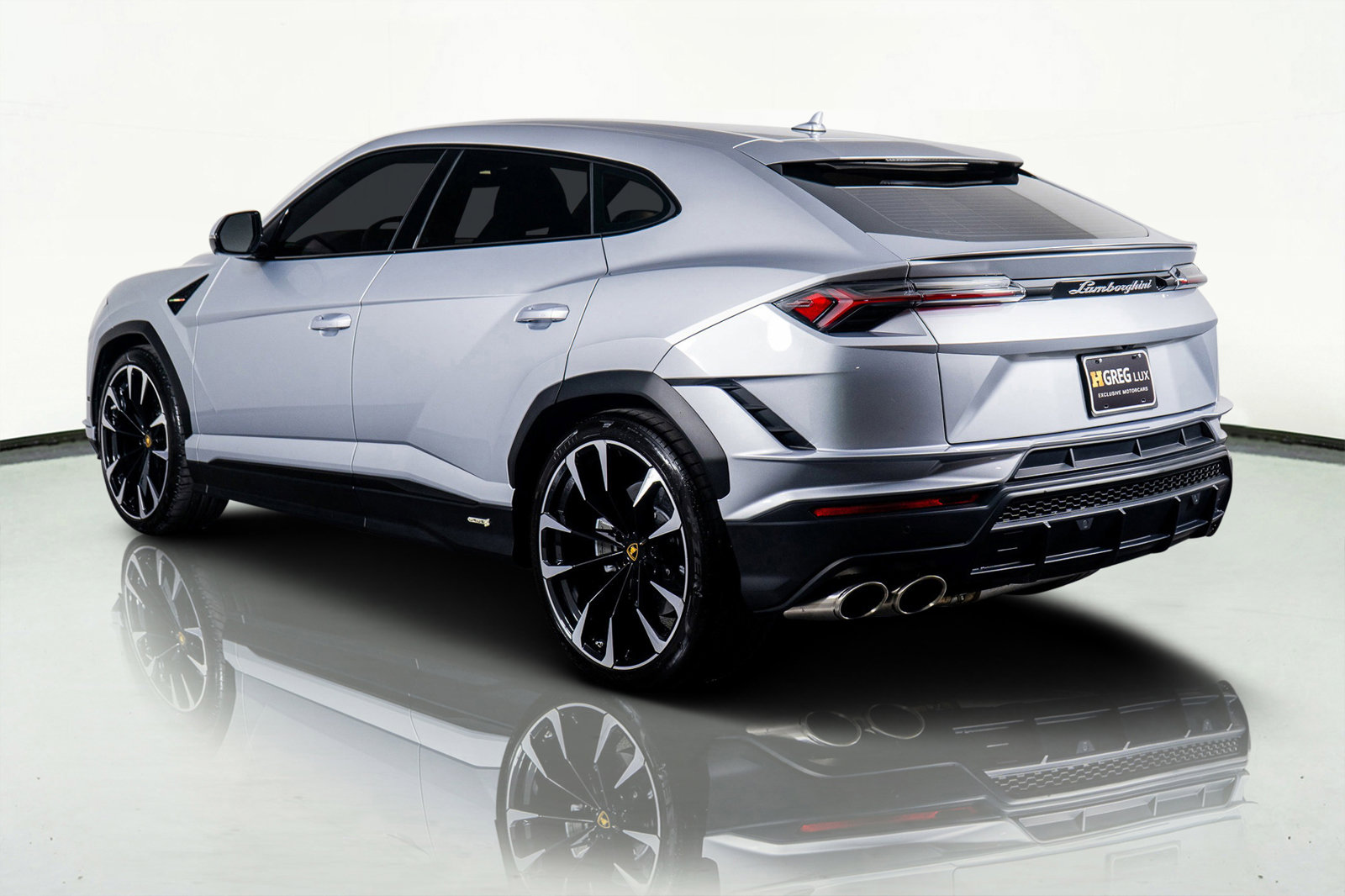 Used 2024 Lamborghini Urus S image 13