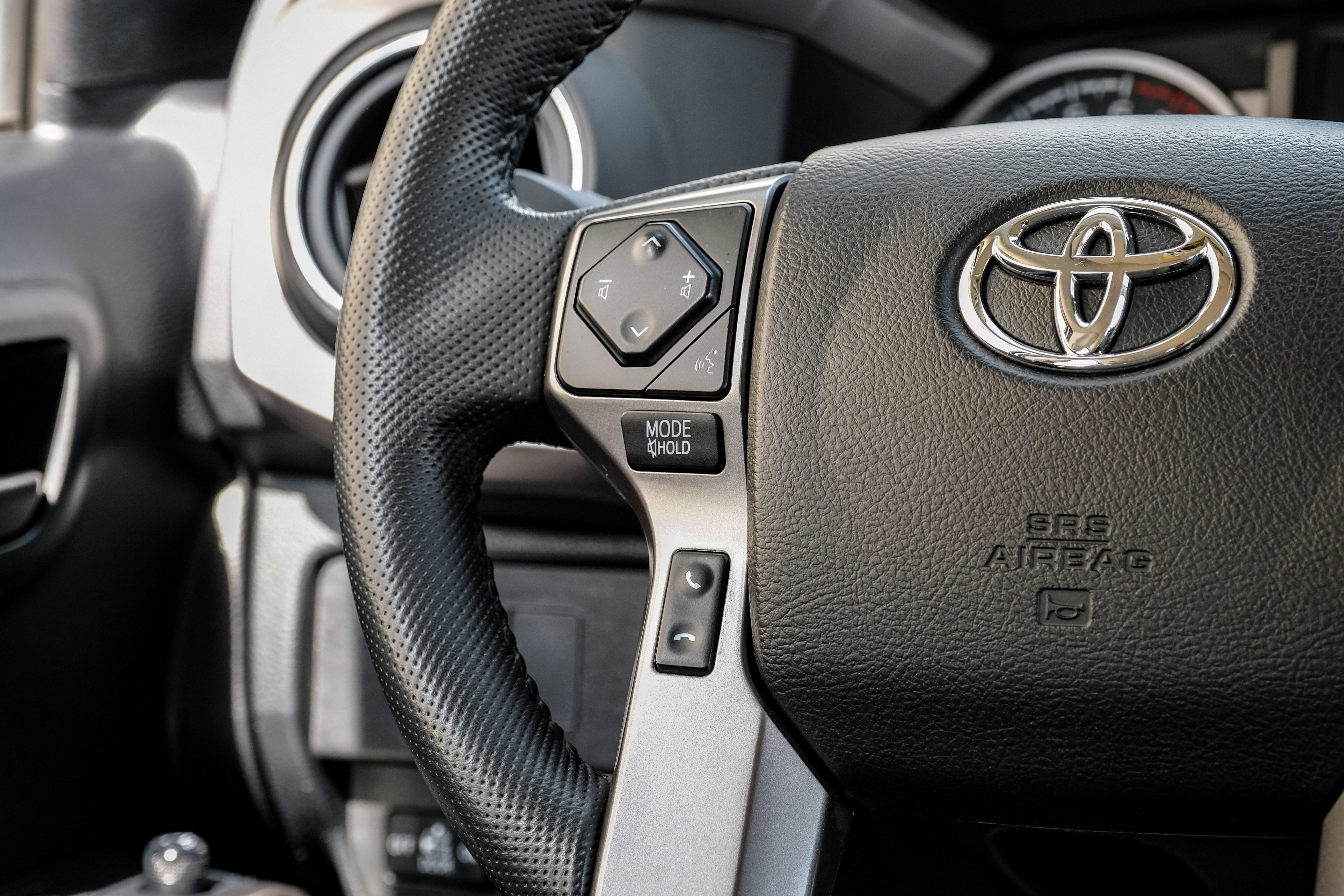 Used 2021 Toyota Tacoma SR5 RWD image 16