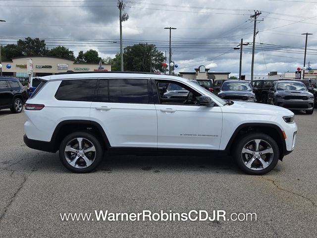 New 2026 Jeep Grand Cherokee L Limited RWD image 16