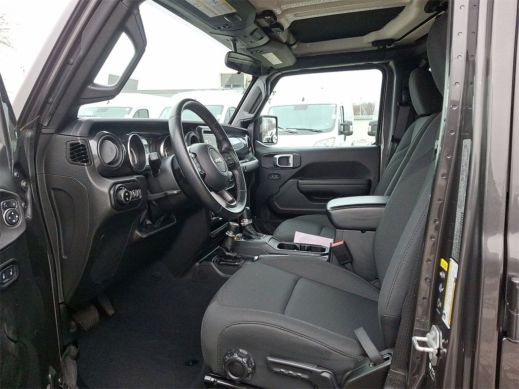 Certified 2022 Jeep Gladiator Sport image 14