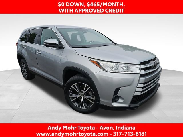 Used 2019 Toyota Highlander LE FWD image 1