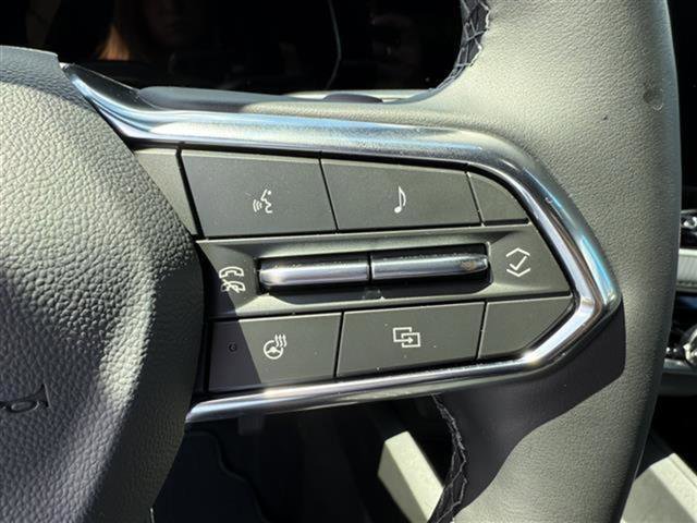 New 2026 Chevrolet Equinox LT w/ Convenience Package II image 18