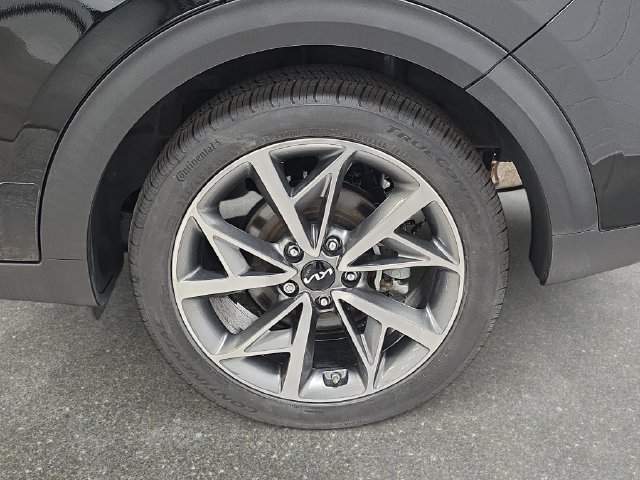 Used 2022 Kia Niro Touring Special Edition FWD image 31