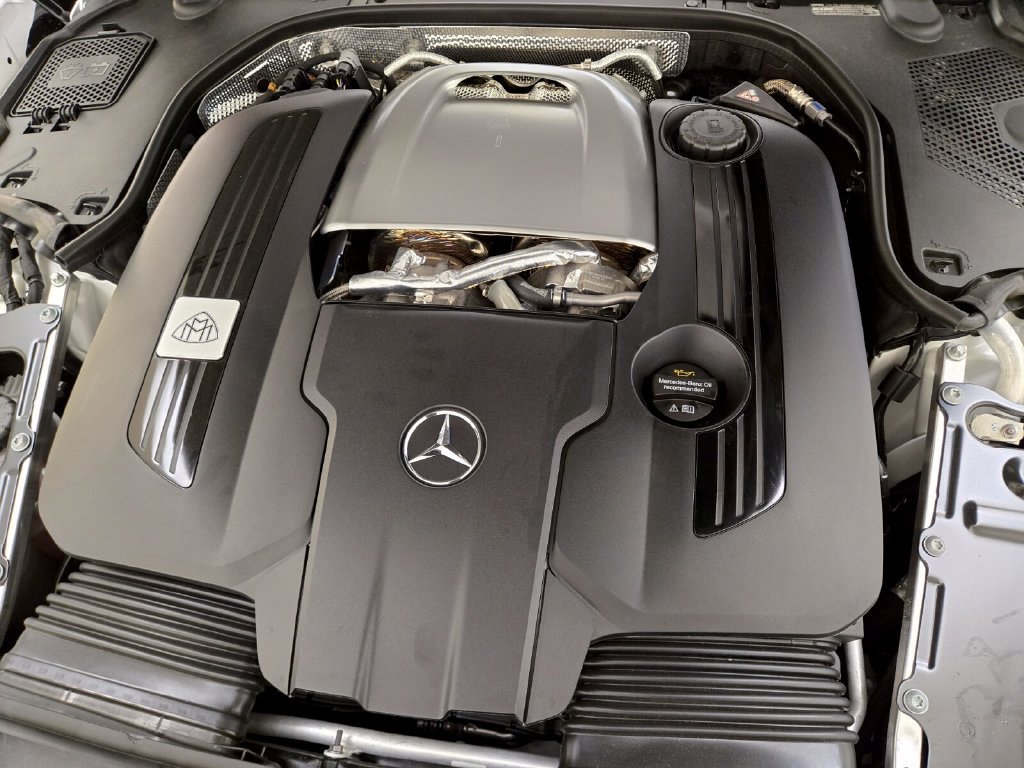 Used 2026 Mercedes-Benz Maybach SL 680 image 26