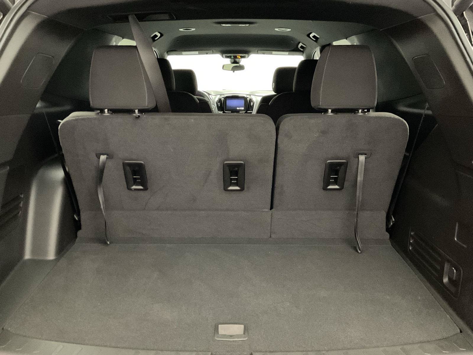 Certified 2023 Chevrolet Traverse LT FWD image 29