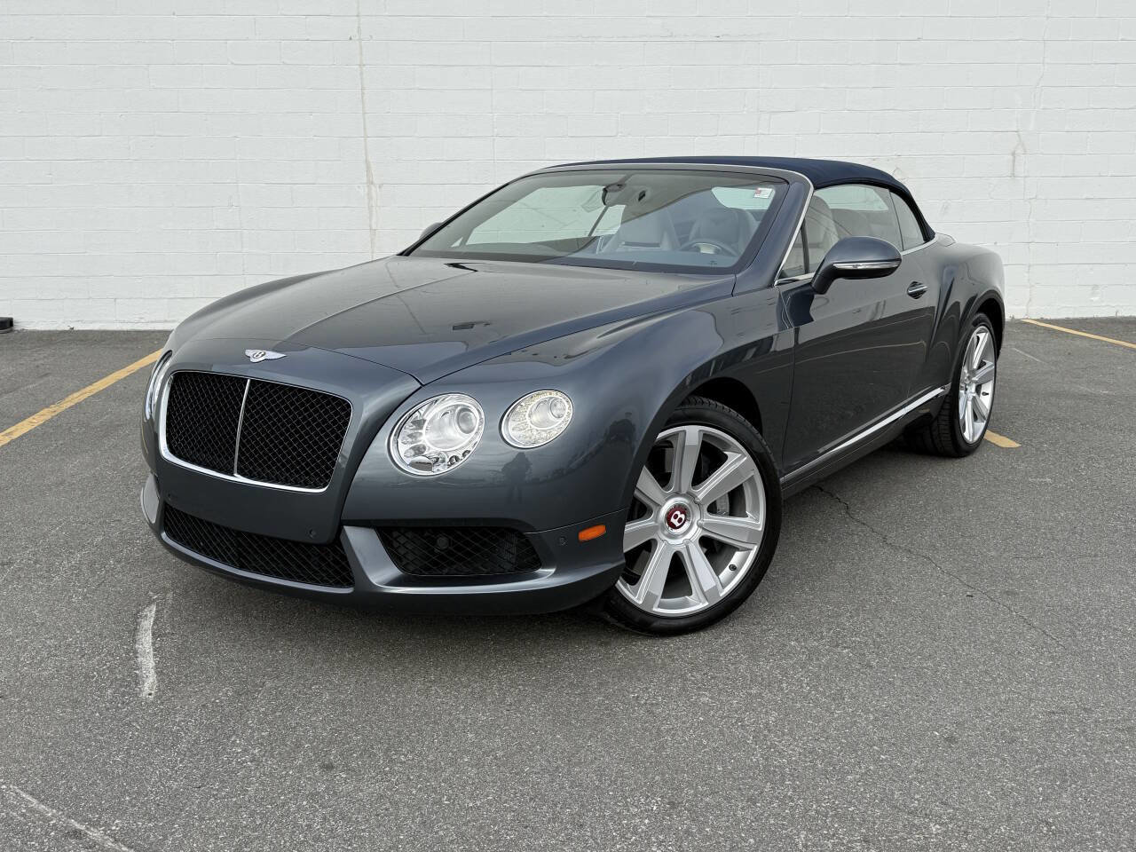 Used 2014 Bentley Continental GT image 1