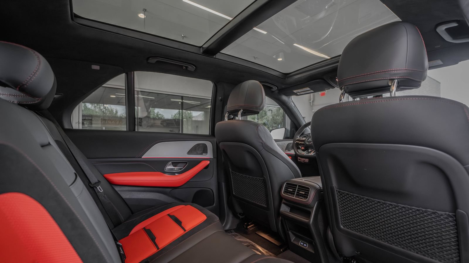 Used 2024 Mercedes-Benz GLE 63 AMG S image 28