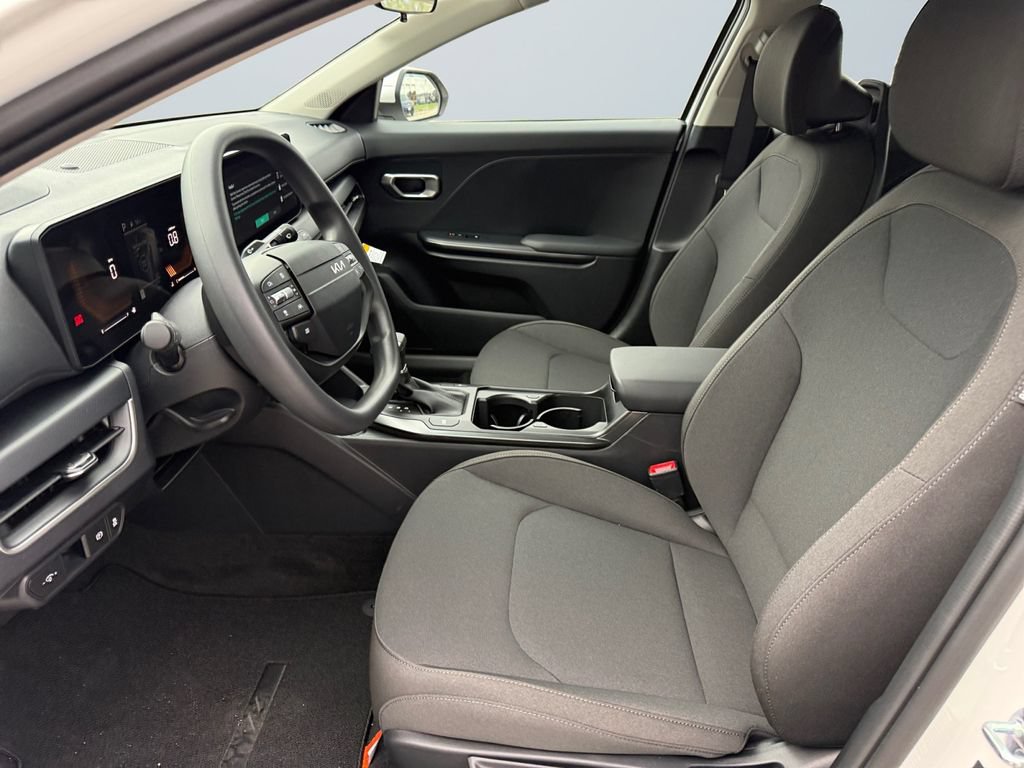 New 2026 Kia K4 FWD image 9