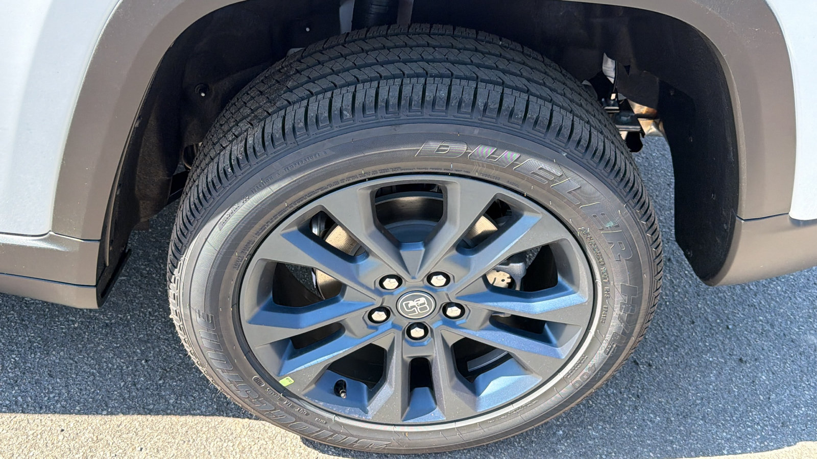 New 2026 Jeep Grand Cherokee Limited AWD/4WD image 12