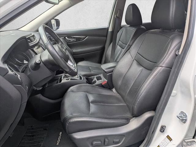 Used 2017 Nissan Rogue SL AWD/4WD image 16