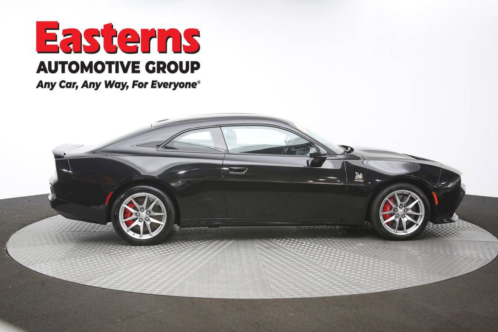 Used 2025 Dodge Charger R/T Scat Pack w/ Track Pack image 42