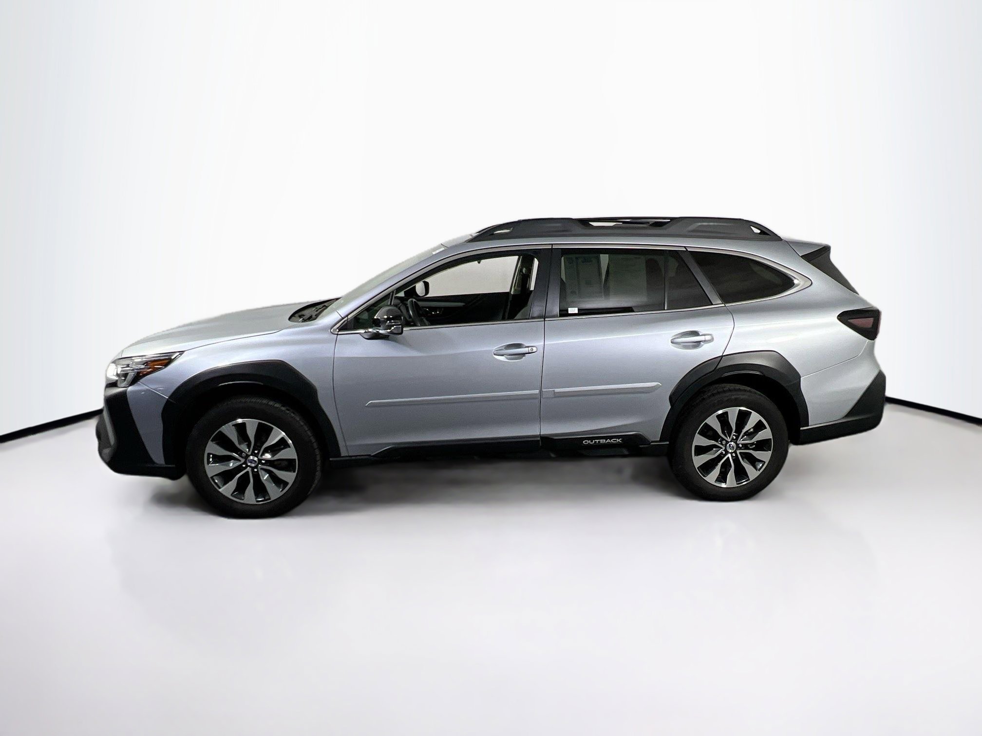 Used 2024 Subaru Outback Limited XT AWD/4WD image 8