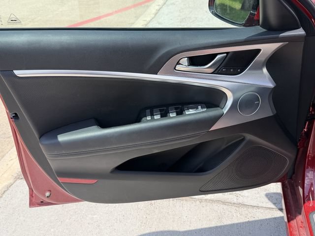 Used 2022 Genesis G70 2.0T w/ Prestige Package RWD image 10