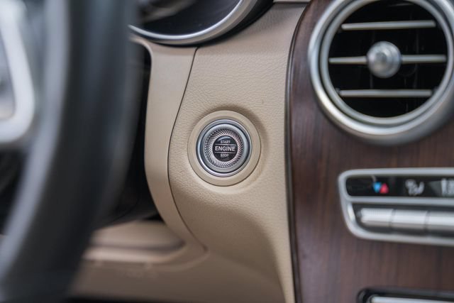 Certified 2022 Mercedes-Benz GLC 300 4MATIC w/ Premium Package Lite image 25