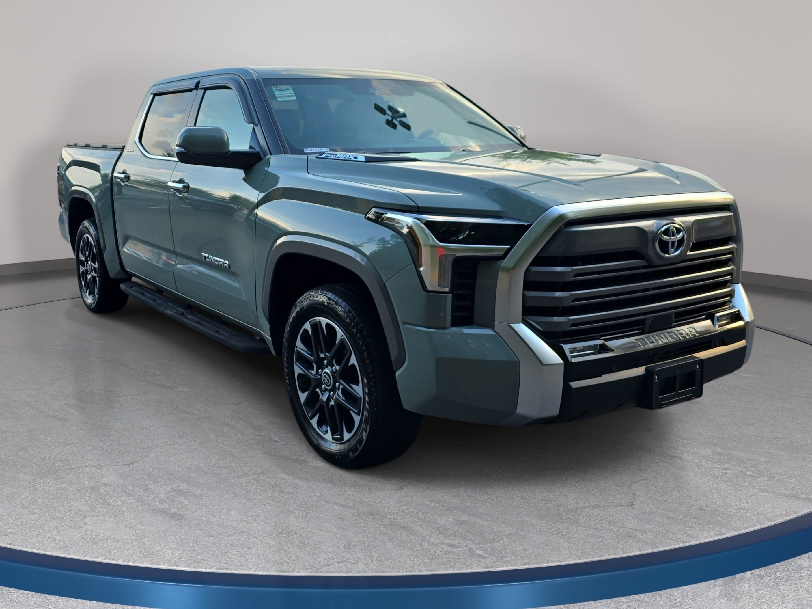 Used 2024 Toyota Tundra Limited w/ Power Package AWD/4WD image 3