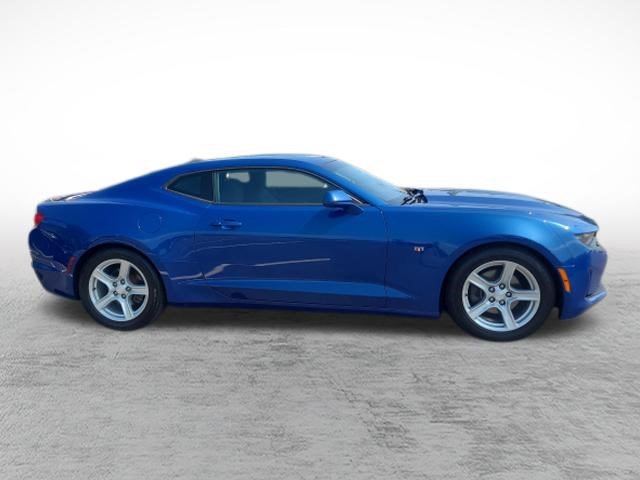 Used 2020 Chevrolet Camaro LT RWD image 4