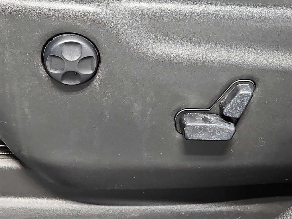 Used 2020 Dodge Durango GT image 24