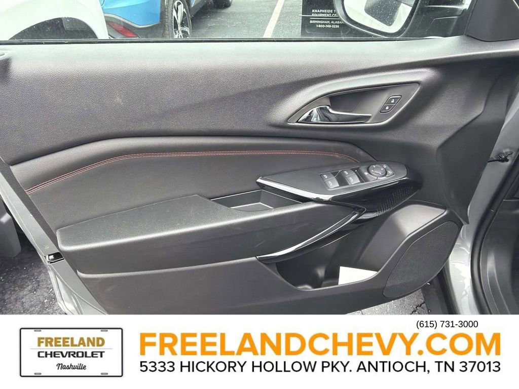 New 2026 Chevrolet Trax RS w/ Sunroof Package image 17