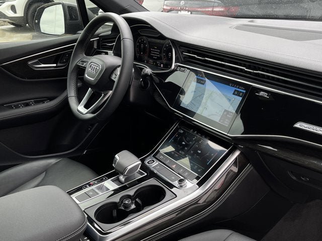 Used 2025 Audi Q7 3.0T Premium Plus AWD/4WD image 20