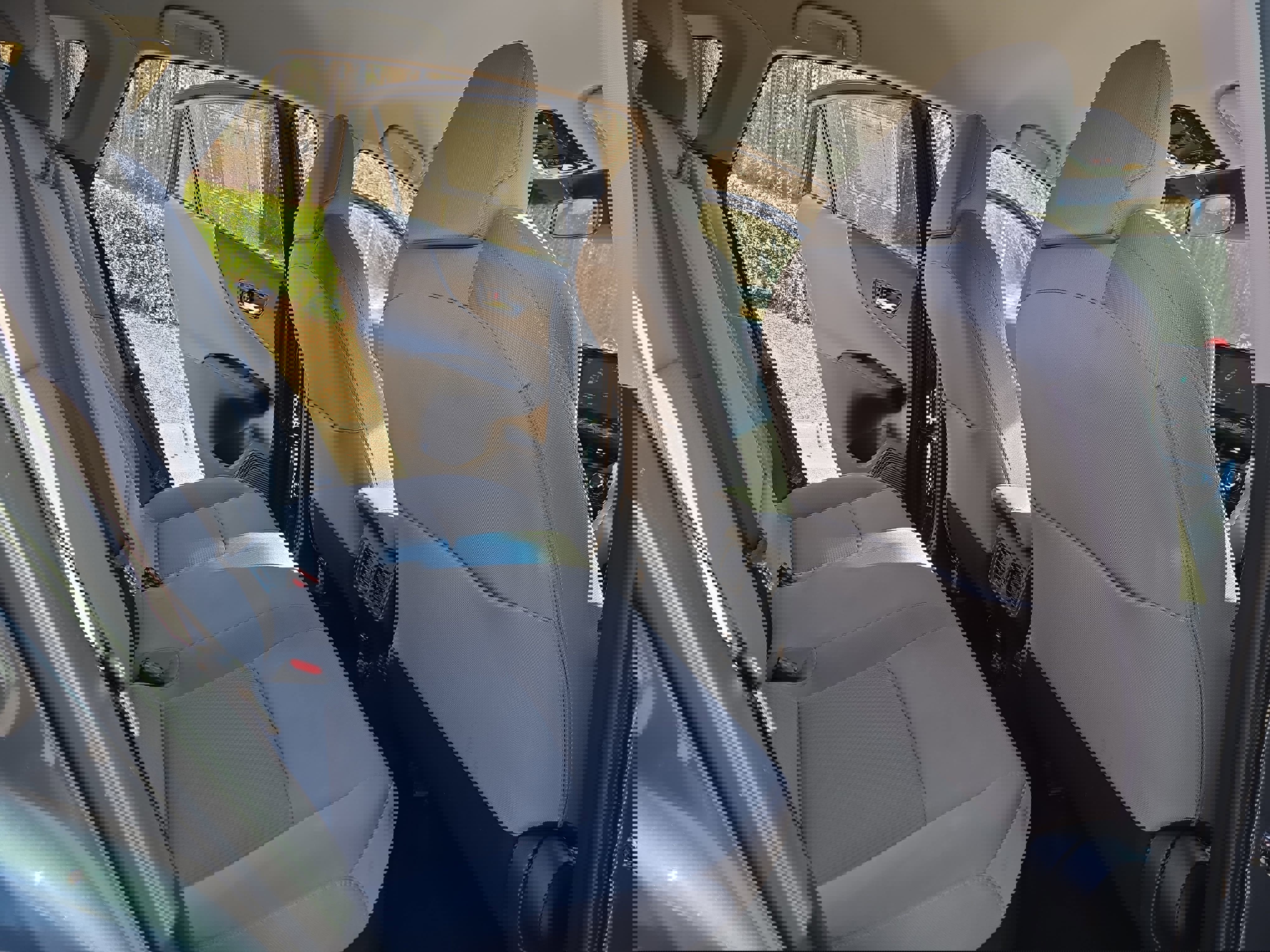 Used 2021 Toyota Venza LE image 11