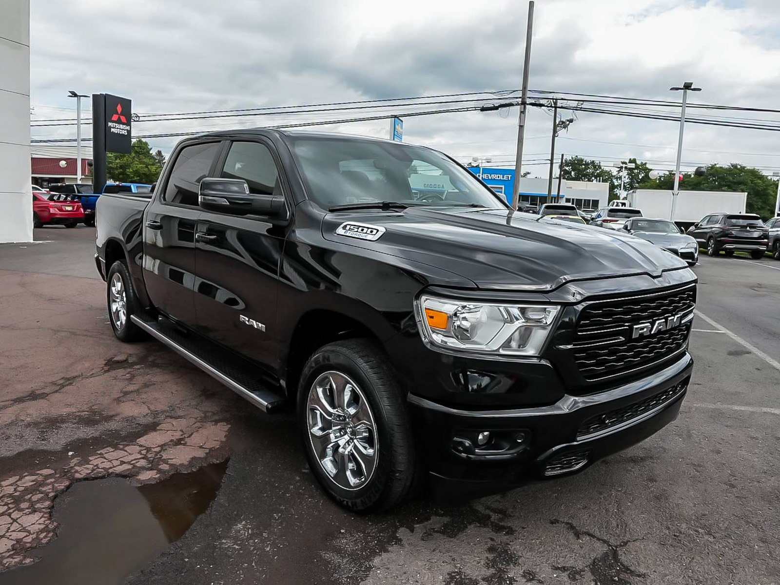 Used 2023 RAM 1500 Big Horn AWD/4WD image 3