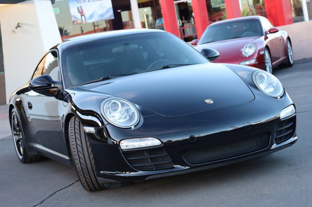 Used 2011 Porsche 911 Carrera S image 2
