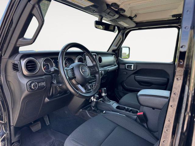 Used 2022 Jeep Gladiator Sport AWD/4WD image 9
