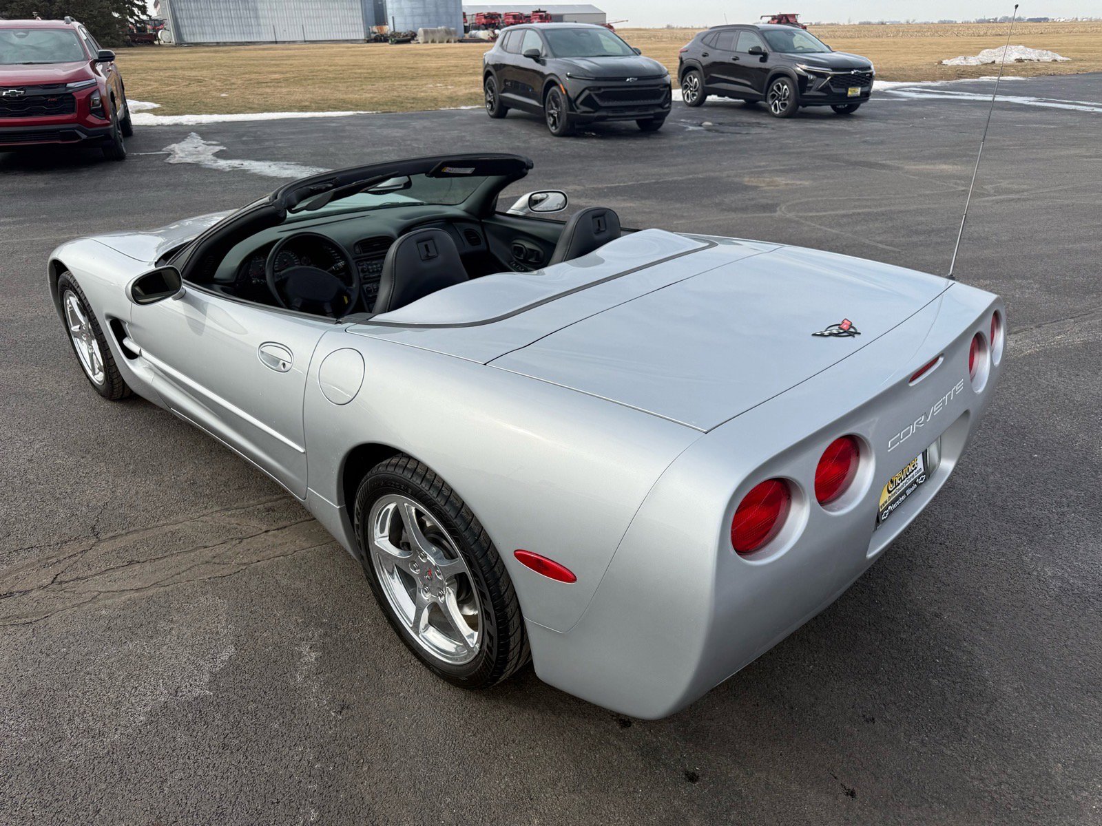 Used 2002 Chevrolet Corvette Convertible w/ Preferred Equipment Group1 RWD image 5