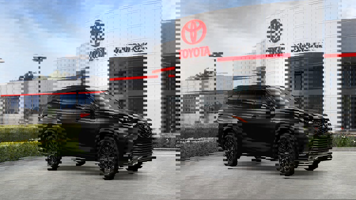 New 2026 Toyota Highlander XSE image 14