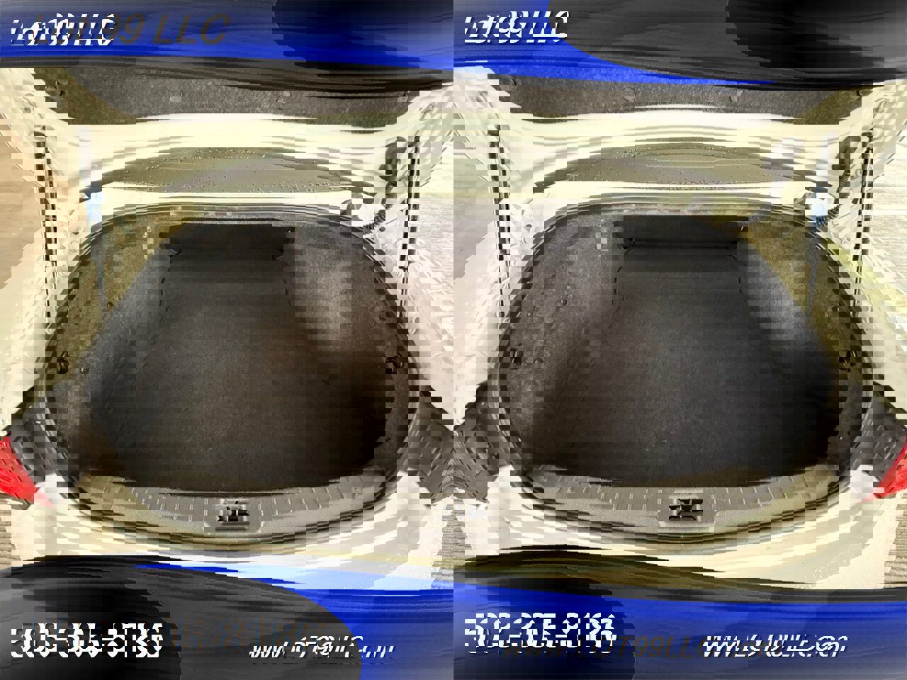 Used 2017 INFINITI Q60 Red Sport 400 image 22