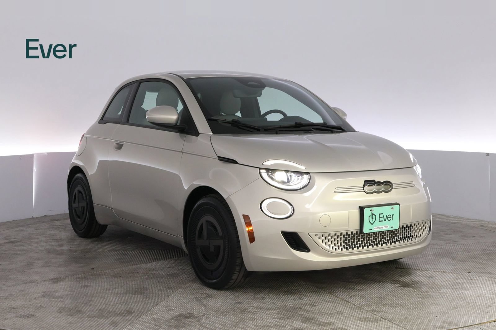 Used 2025 FIAT 500 e FWD image 13