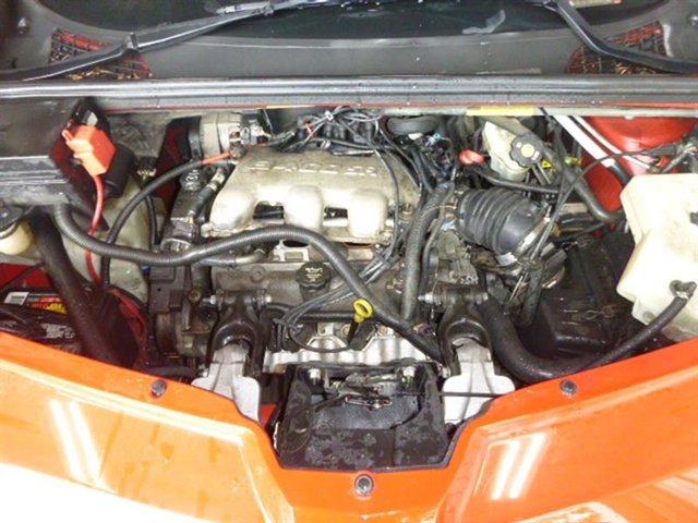 Used 2004 Pontiac Aztek 2WD w/ 1SB Preferred Equipment Group image 7