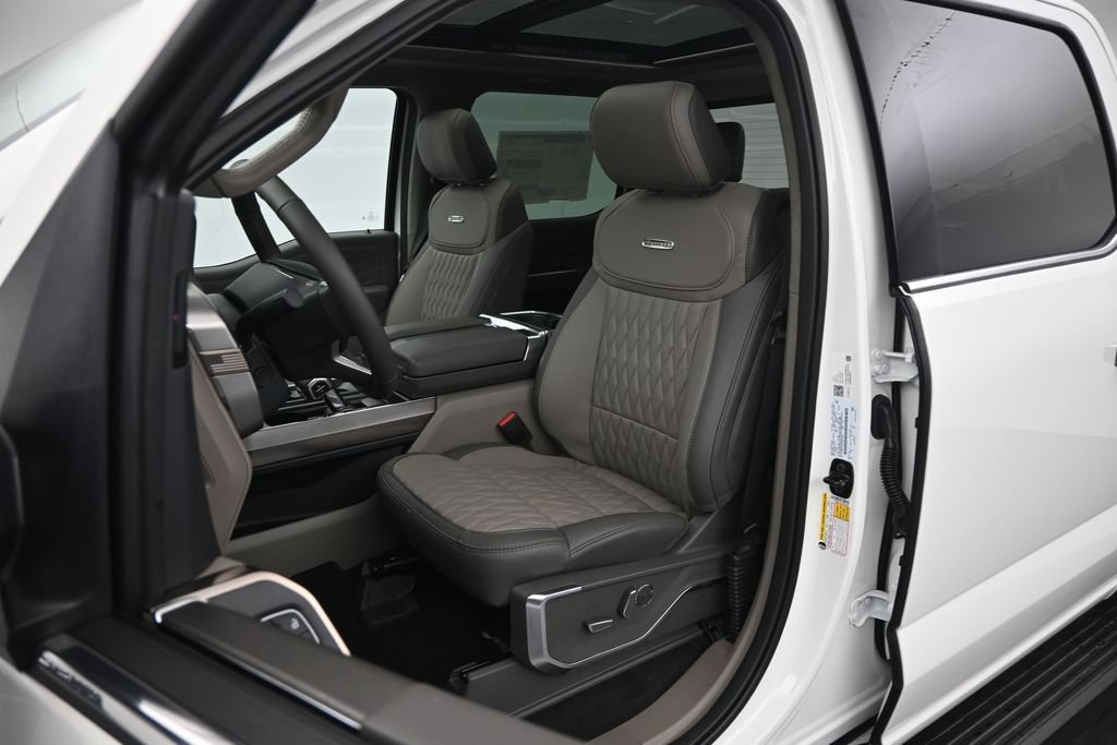 New 2026 Ford F150 Platinum w/ Equipment Group 703A Plus AWD/4WD image 8