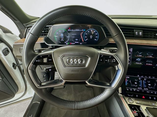 Used 2019 Audi e-tron Prestige w/ Prestige Package image 9